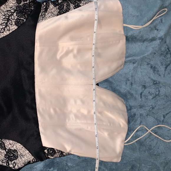 Alice and Olivia ball gown size 8 - Picture 8 of 11